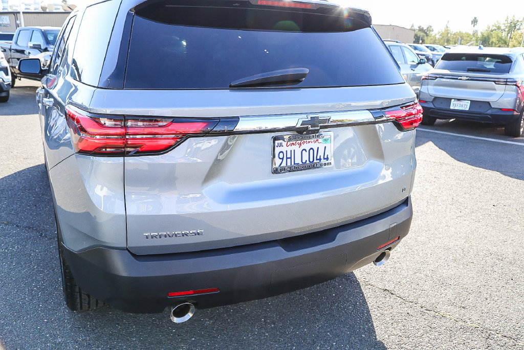 Certified 2023 Chevrolet Traverse LT FWD image 21
