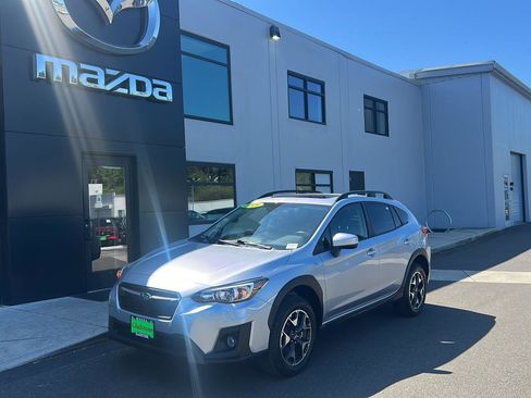 Used 2019 Subaru Crosstrek 2.0i Premium AWD/4WD image 2
