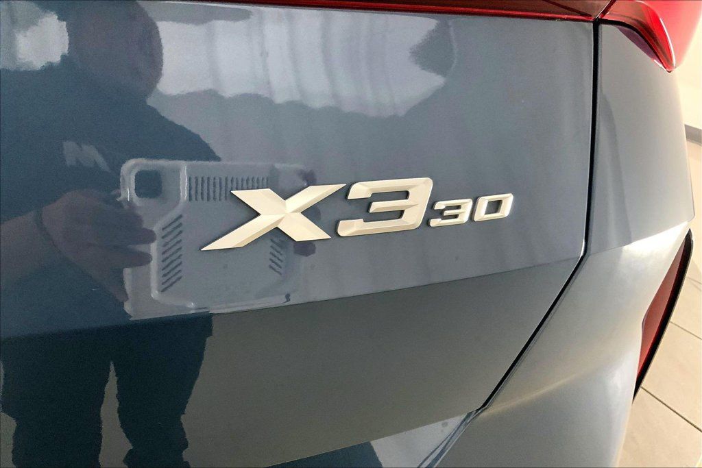 Certified 2025 BMW X3 xDrive30i w/ Premium Package AWD/4WD image 7