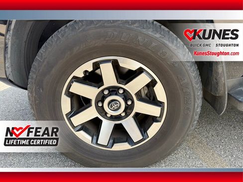 Used 2024 Toyota 4Runner TRD Off-Road Premium image 13