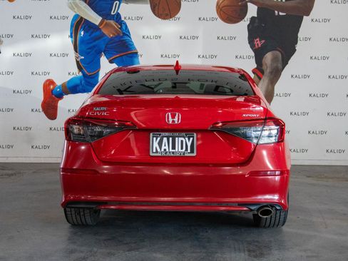 Used 2022 Honda Civic Sport image 22