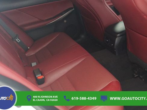 Used 2019 Lexus IS 300 F Sport w/ F Sport Package RWD image 13