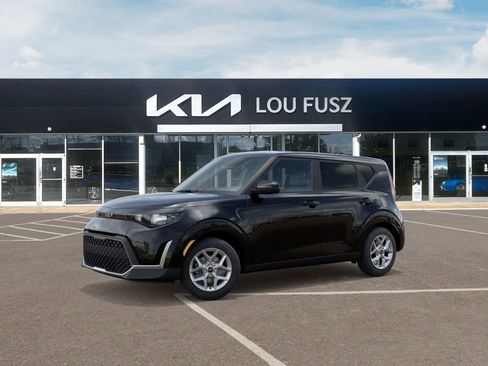 New 2025 Kia Soul LX w/ LX Technology Package image 3