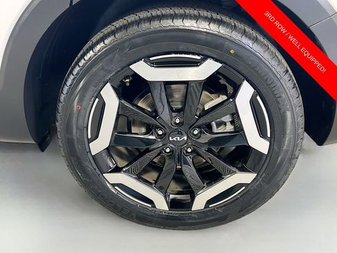 Certified 2023 Kia Telluride S w/ S Sunroof Package FWD image 34