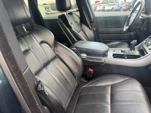 Used 2016 Land Rover Range Rover Sport SE image 25
