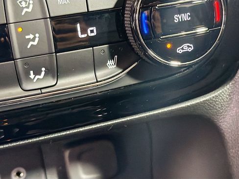 Used 2023 Buick Encore GX Select w/ Sport Touring Package FWD image 20