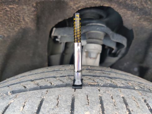 Used 2023 Dodge Durango GT image 28