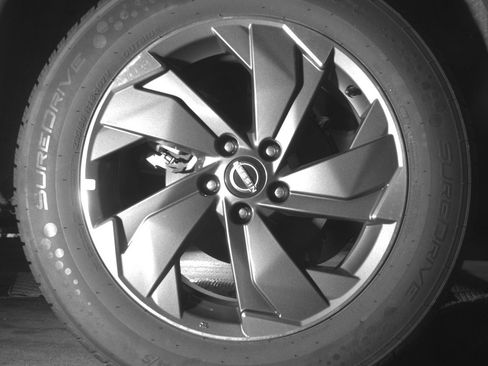 Used 2025 Nissan Rogue SV FWD image 15
