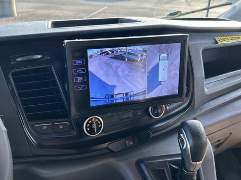 Used 2022 Ford Transit 350 DRW image 24