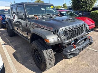Used 2025 Jeep Gladiator Mojave w/ Convenience Group