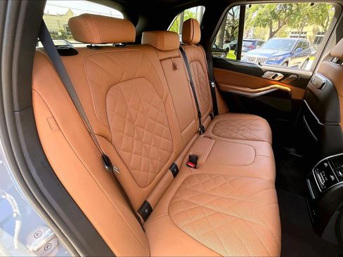 Used 2026 BMW X5 sDrive40i w/ M Sport Package RWD image 19