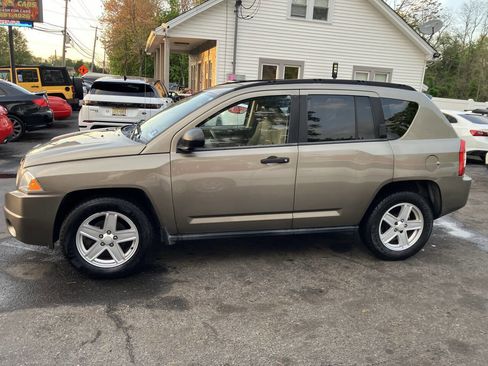 Used 2007 Jeep Compass Sport w/ PWR Equipment Group image 4
