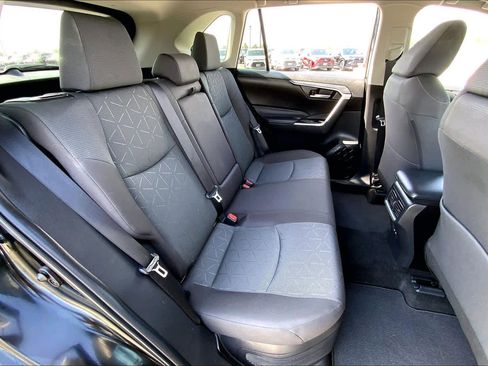 Used 2024 Toyota RAV4 XLE w/ Convenience Package image 19