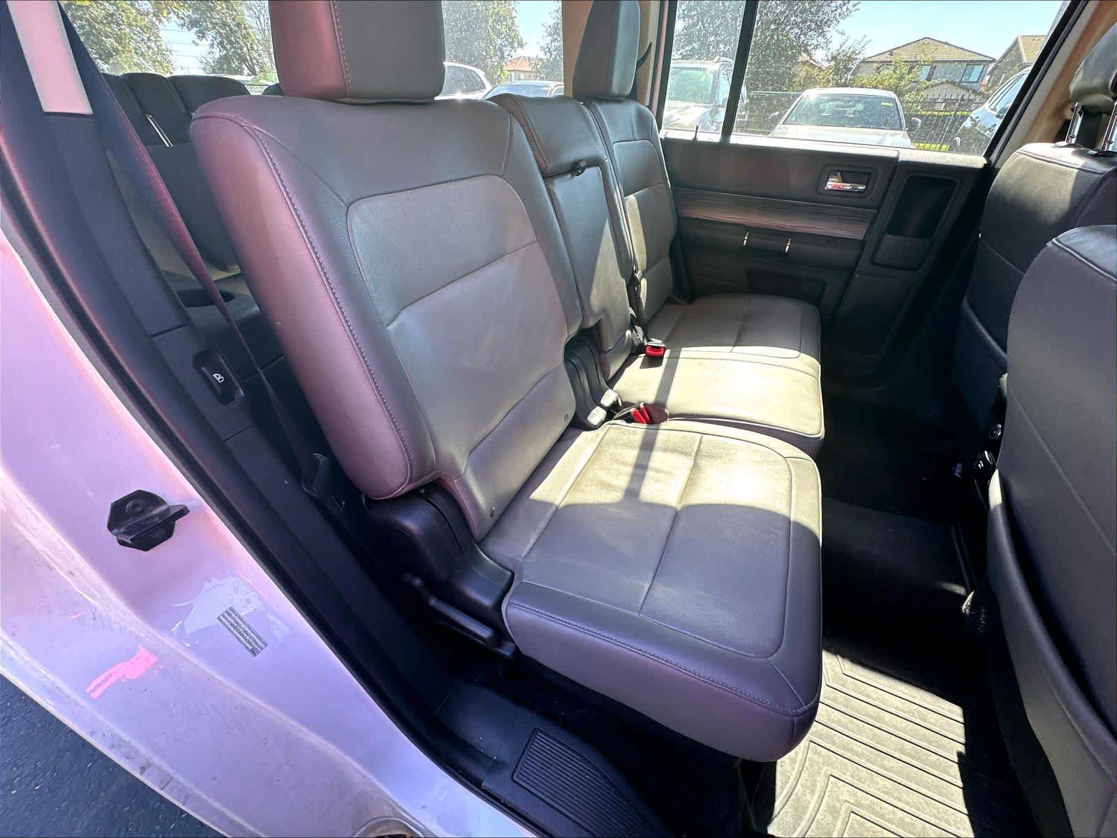 Used 2018 Ford Flex Limited w/ Equipment Group 303A AWD/4WD image 27