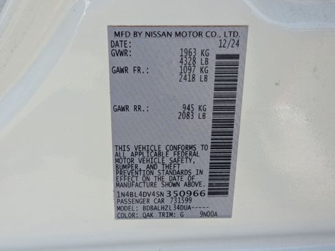 Used 2025 Nissan Altima 2.5 SV FWD image 36