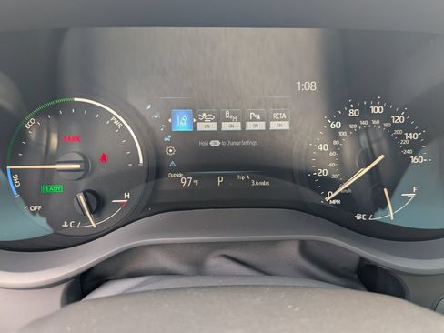 New 2026 Toyota Sienna XLE FWD image 15