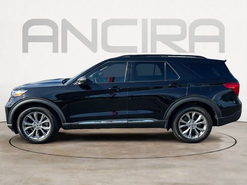 Used 2024 Ford Explorer XLT w/ Equipment Group 202A RWD image 7