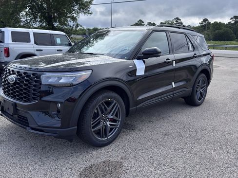 New 2026 Ford Explorer ST-Line w/ ST-Line Street Pack RWD image 6