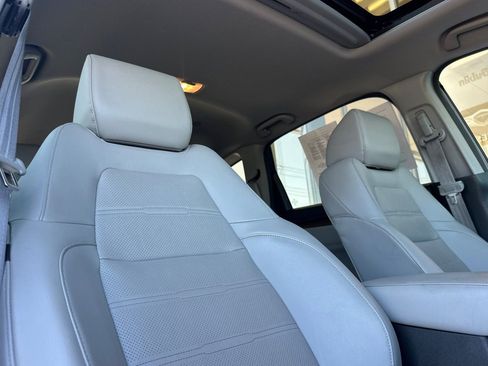 Used 2017 Honda CR-V EX-L image 18