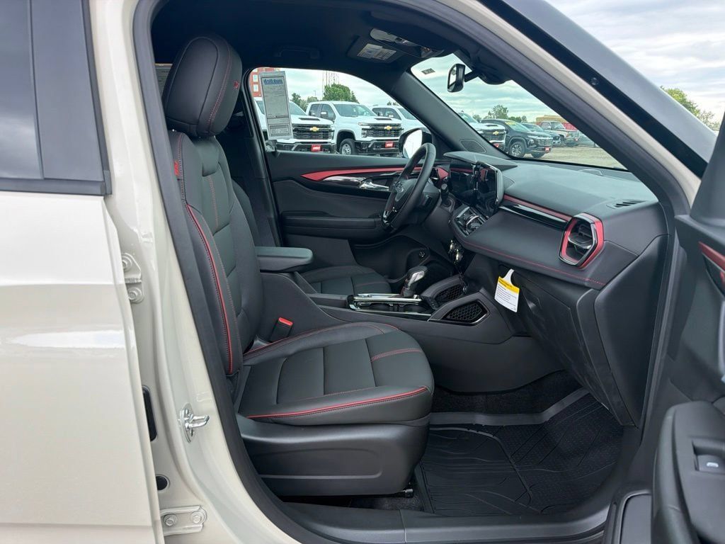 New 2026 Chevrolet TrailBlazer RS w/ Convenience Package AWD/4WD image 29