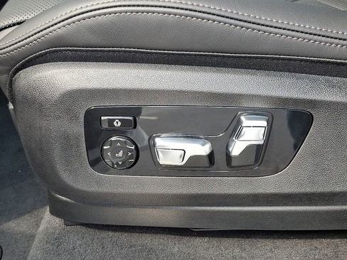 Used 2026 BMW X5 xDrive40i image 14