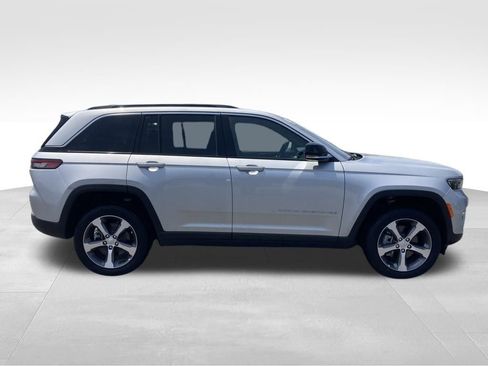 New 2024 Jeep Grand Cherokee Limited 4xe w/ Luxury Tech Group II image 7