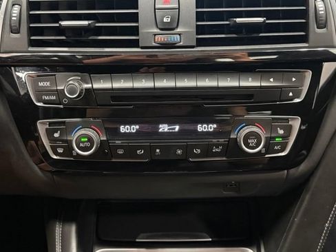 Used 2017 BMW M3 RWD image 31