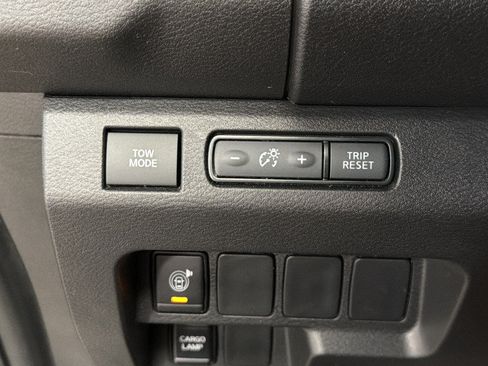 Used 2026 Nissan Frontier PRO-4X AWD/4WD image 19