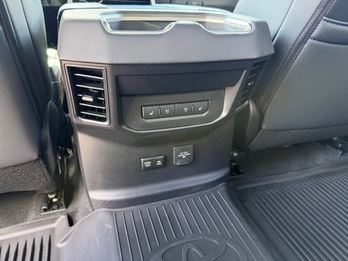 Used 2026 Toyota Tundra Platinum w/ TRD Off-Road Package AWD/4WD image 16