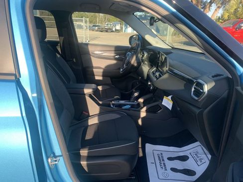 New 2025 Chevrolet TrailBlazer LT w/ Convenience Package image 6