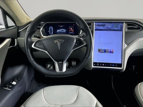 Used 2013 Tesla Model S Performance RWD image 8