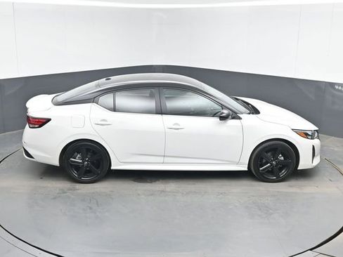 Used 2024 Nissan Sentra SR w/ Lighting Package FWD image 36