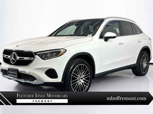 Certified 2026 Mercedes-Benz GLC 300 4MATIC image 1