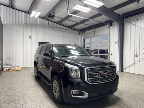Used 2018 GMC Yukon SLT AWD/4WD image 9