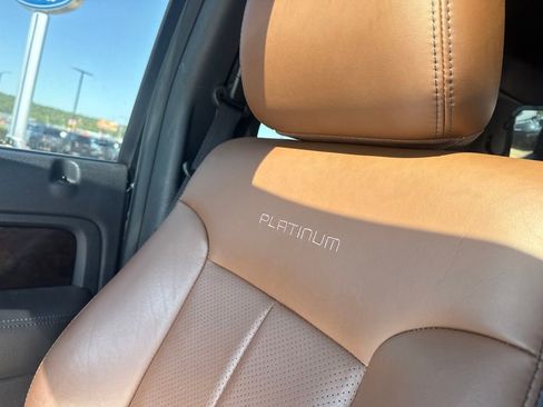 Used 2013 Ford F150 Platinum AWD/4WD image 23
