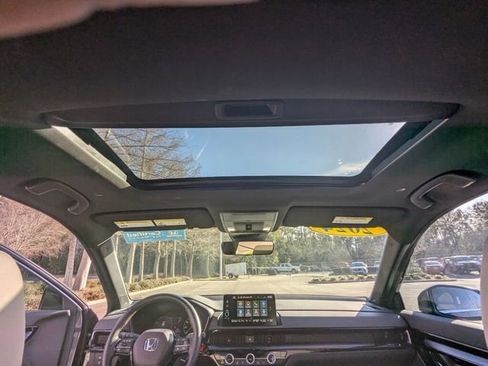 Certified 2024 Honda CR-V Sport Touring image 19