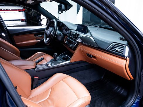 Used 2018 BMW M3 w/ Competition Package RWD image 35
