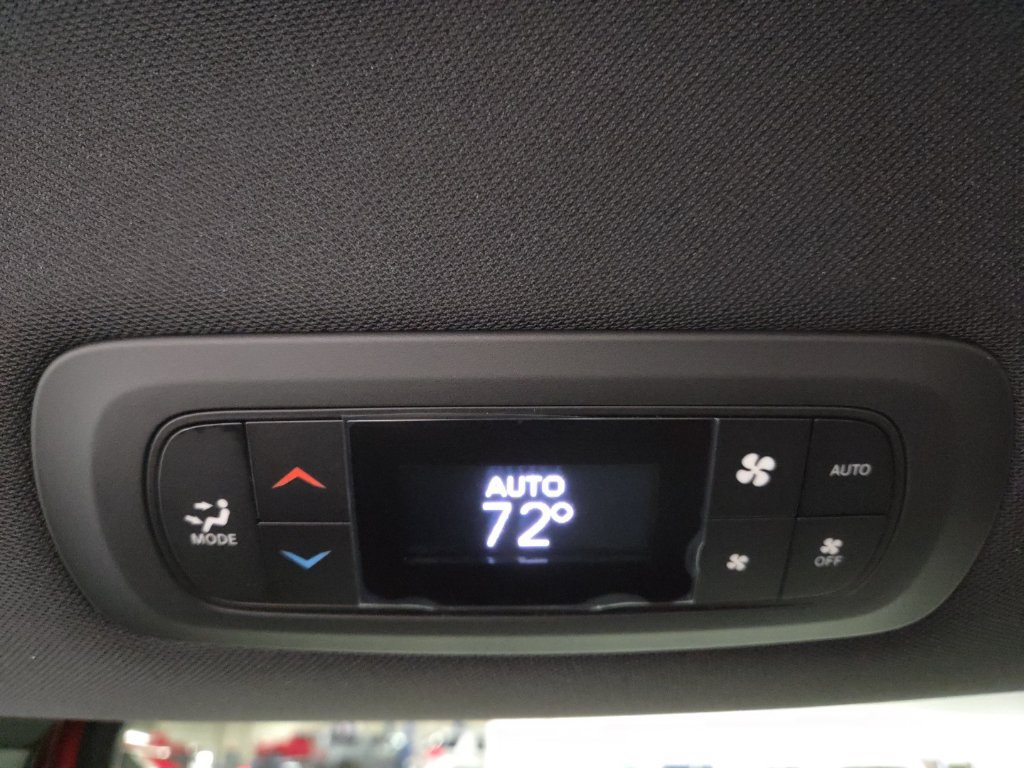 New 2026 Chrysler Pacifica Select w/ S Appearance Package FWD image 29