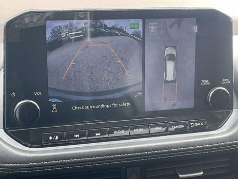 Used 2023 Nissan Rogue Platinum w/ Platinum Premium Package image 27