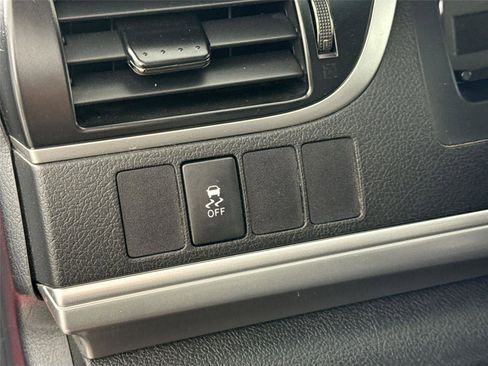 Used 2014 Toyota Camry SE w/ Fleet Convenience Package FWD image 13