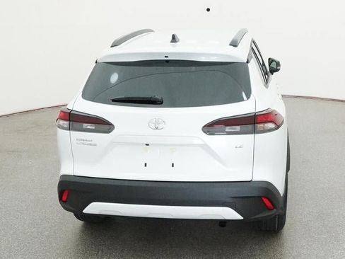 New 2026 Toyota Corolla Cross LE image 7