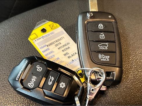 Used 2019 Hyundai Kona SE image 28