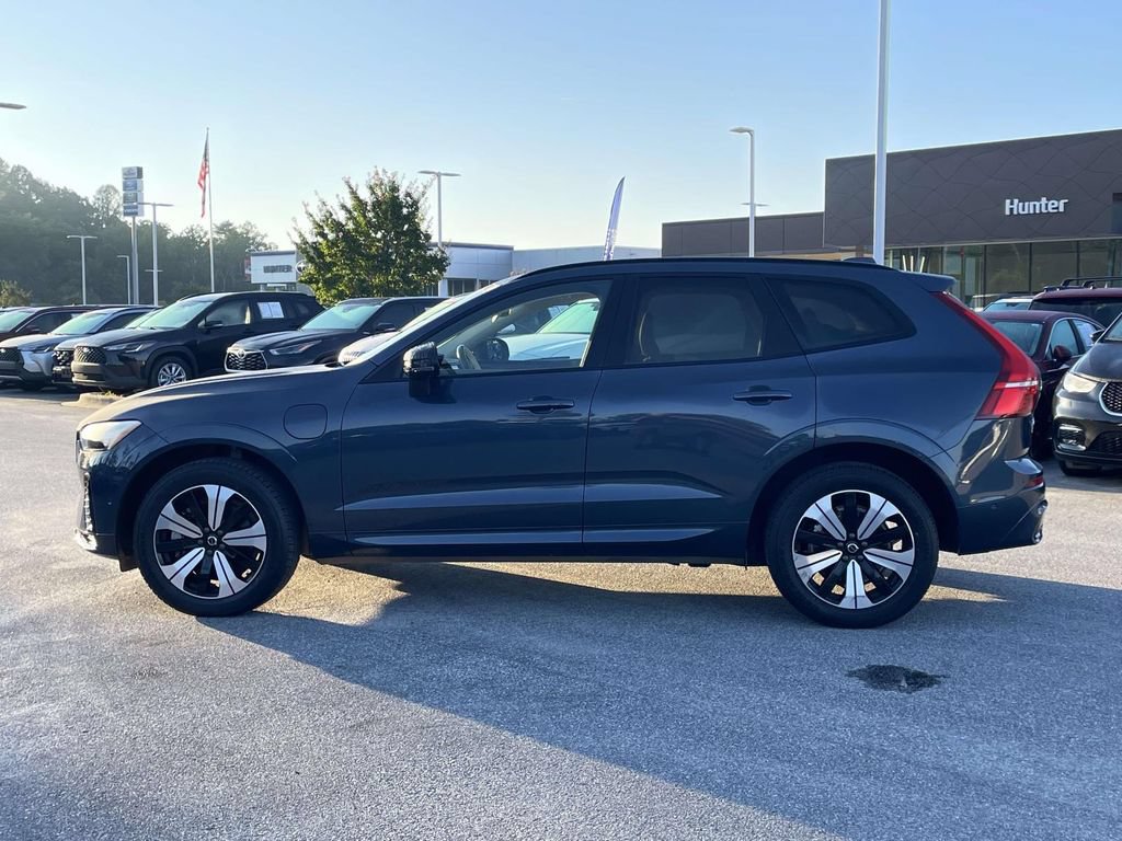 Used 2024 Volvo XC60 T8 Plus AWD/4WD image 25