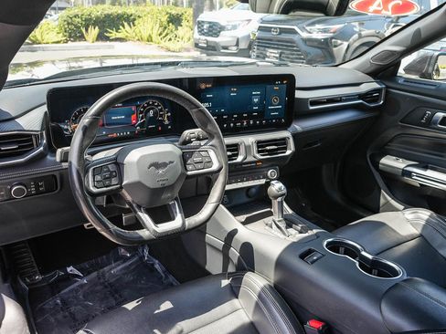 Used 2024 Ford Mustang GT Premium RWD image 13