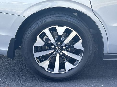 Used 2025 Honda Odyssey EX-L image 34