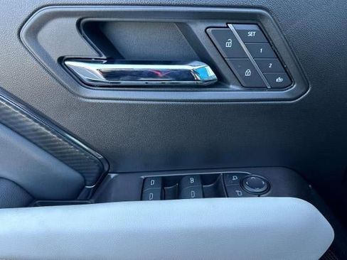 New 2025 GMC Canyon AT4 w/ AT4X AEV Edition image 10