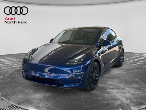 Used 2022 Tesla Model Y Performance AWD/4WD image 1