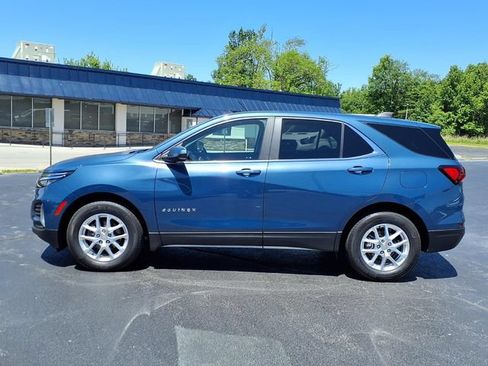 Used 2024 Chevrolet Equinox LT w/ LPO, Floor Liner Package FWD image 18