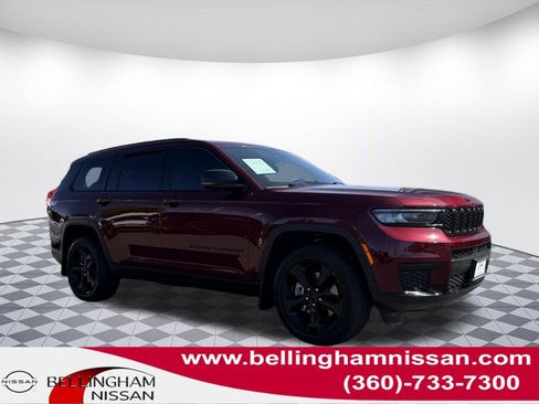 Used 2024 Jeep Grand Cherokee L Altitude AWD/4WD image 1