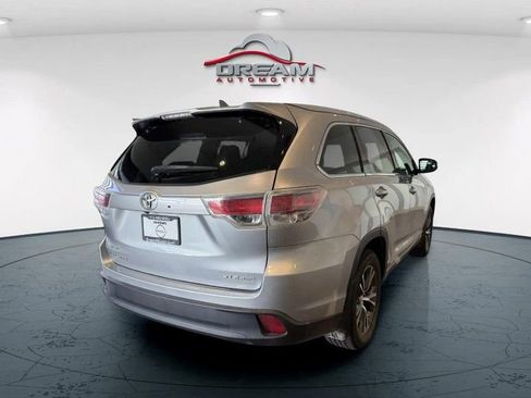 Used 2016 Toyota Highlander XLE image 21